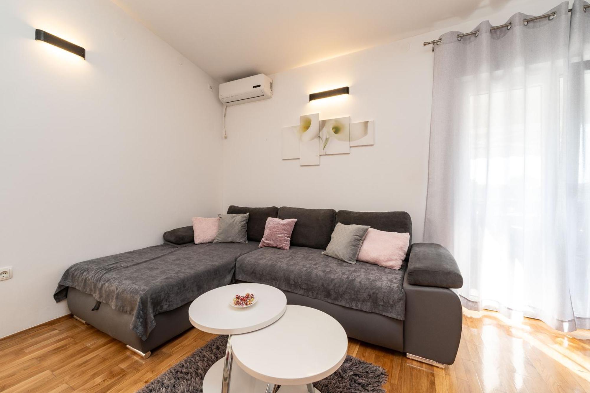 Apartments Dalmatia (Adults Only) Privlaka  Exterior photo
