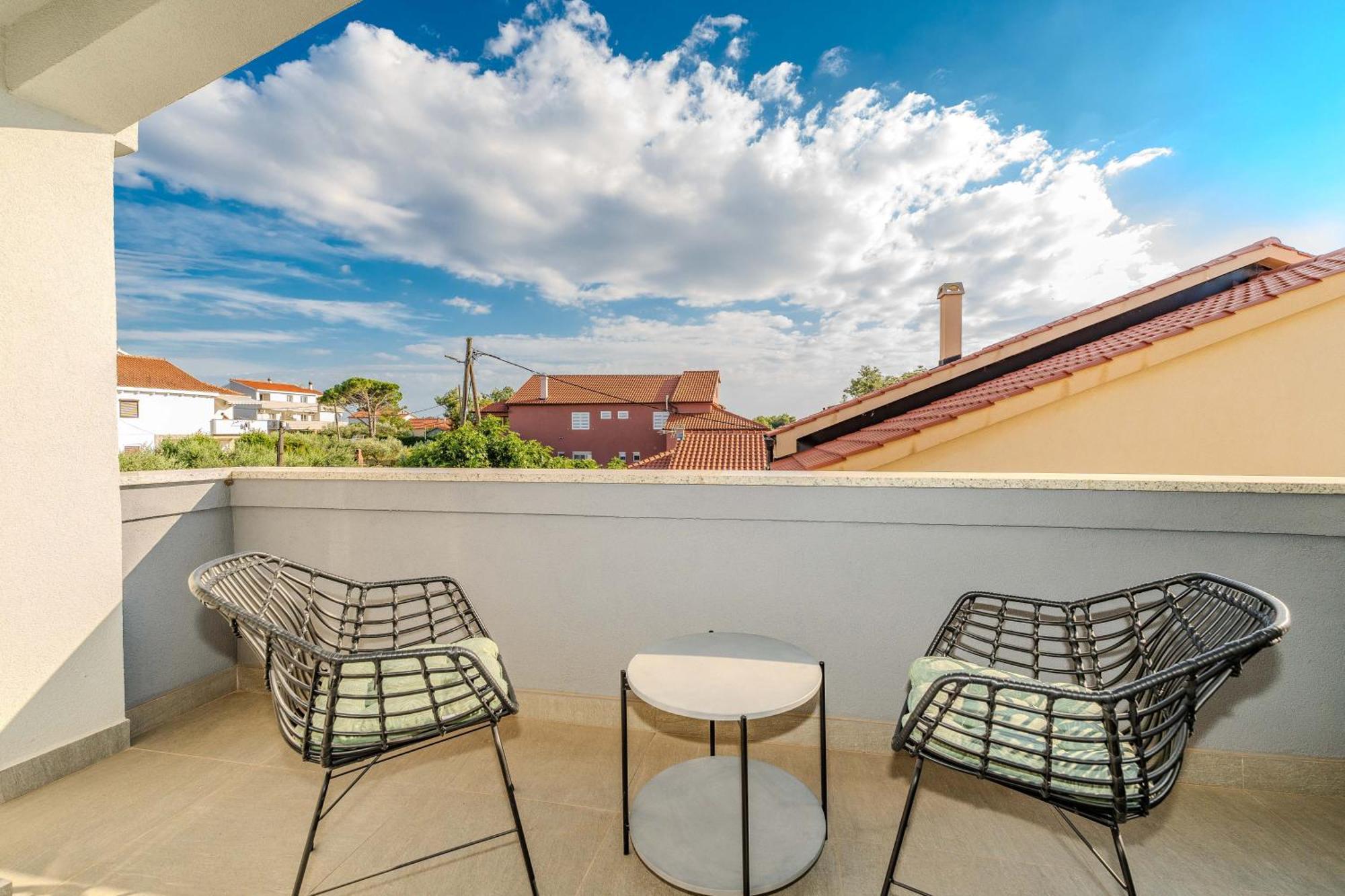 Apartments Dalmatia (Adults Only) Privlaka  Exterior photo