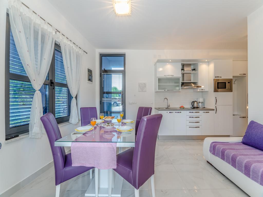 Apartments Dalmatia (Adults Only) Privlaka  Exterior photo