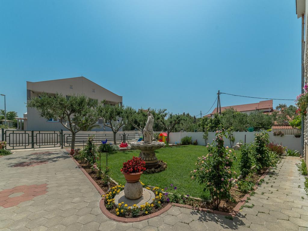 Apartments Dalmatia (Adults Only) Privlaka  Exterior photo